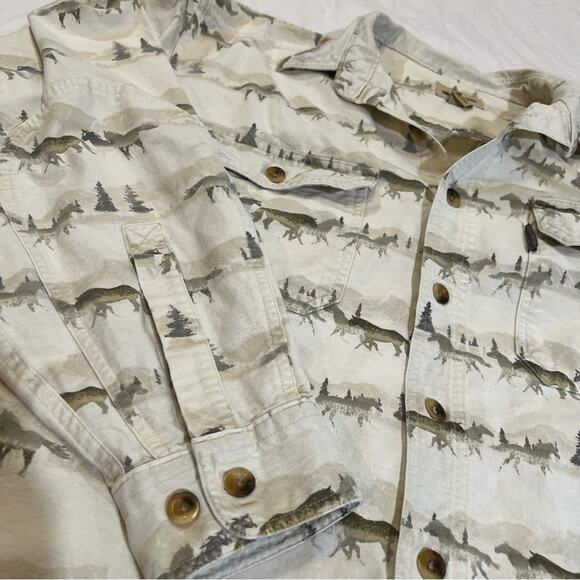 Woolrich Men’s Button Down Wild Horses Flannel size XL Off white and brown - Picture 6 of 14